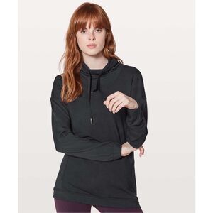 Lululemon Twisted & Tucked Long Sleeve Black Pullover Sweatshirt Activewear Run